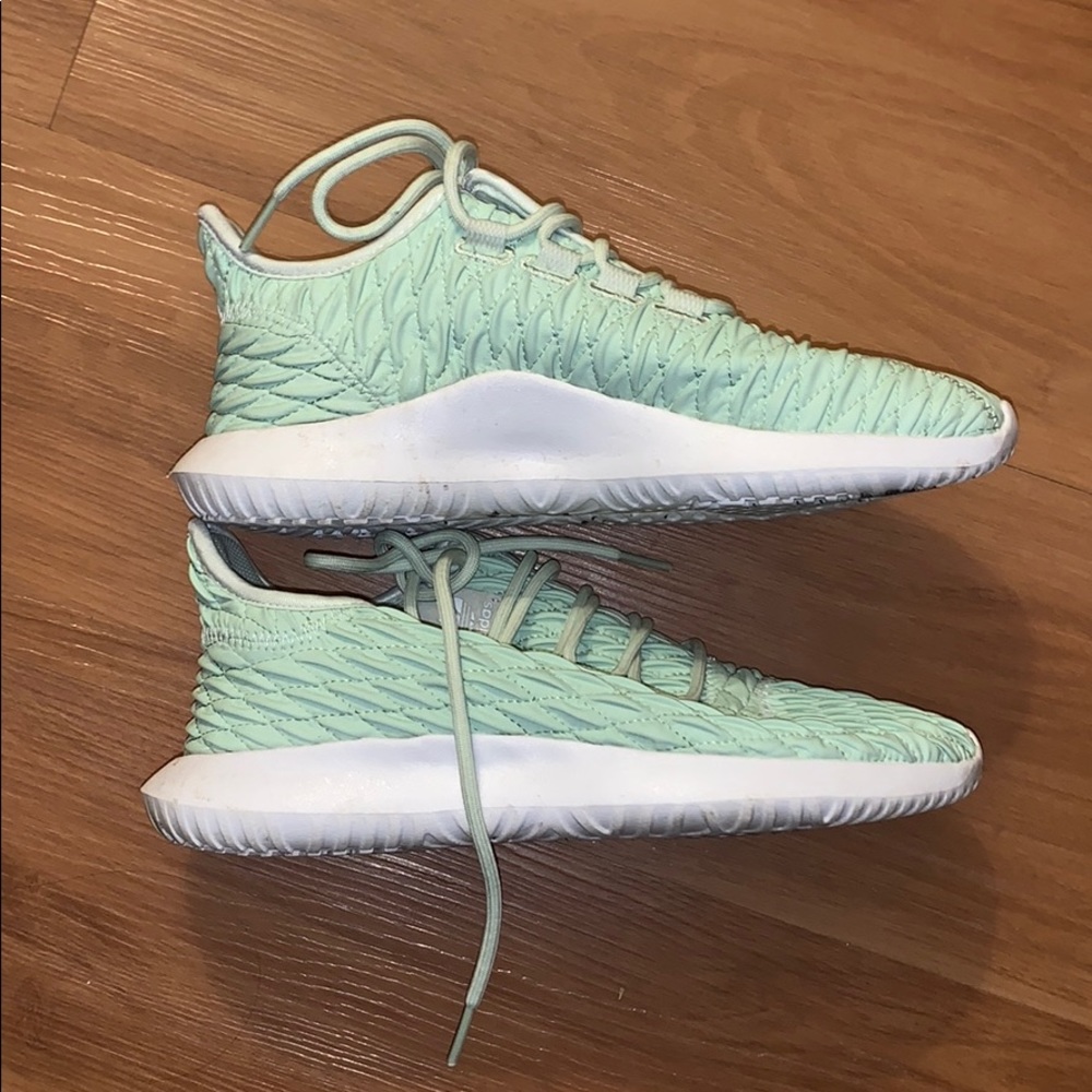 Adidas sneakers women’s mint green